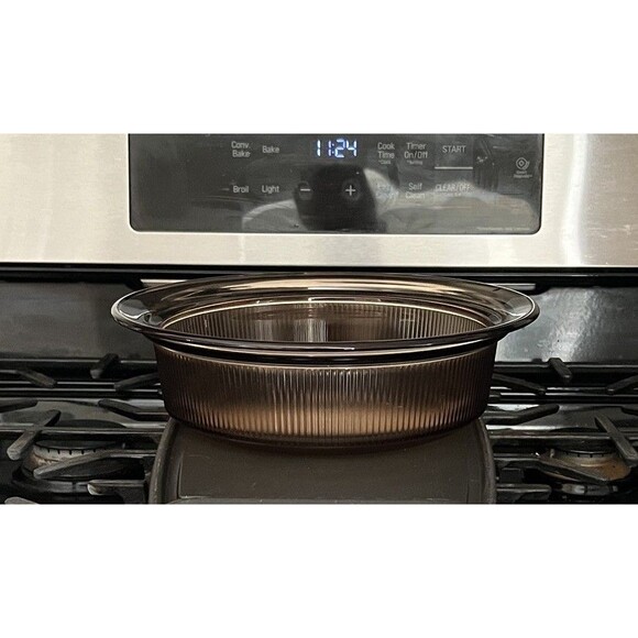 Vtg Vision Ware Corning USA Amber Ribbed Baking Dish 2.5 QT 2.5 L V-33-B NO LID - Picture 2 of 8